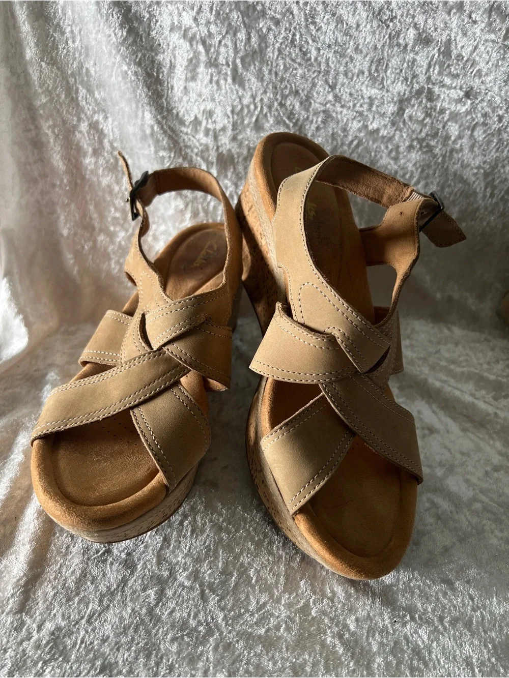 Clarks soft tan